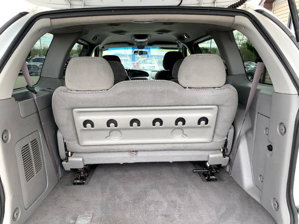 2001 Ford Windstar Wagon 4dr SE Sport - - by dealer for sale in Chesaning, MI – photo 8