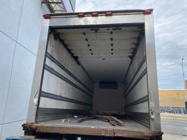 morRefer truck body 26' - cars & trucks - by owner - vehicle... for sale in Brooklyn, NY – photo 2