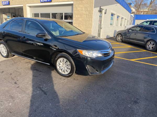 2013 Toyota Camry - cars & trucks - by owner - vehicle automotive sale for sale in Elgin, IL – photo 3