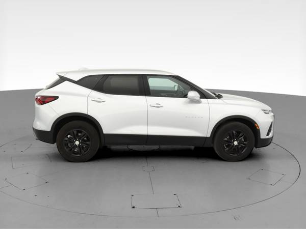 2020 Chevy Chevrolet Blazer 2LT Sport Utility 4D suv Silver -... for sale in Van Nuys, CA – photo 13