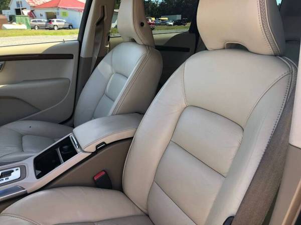 *2011 Volvo XC70- I6* Heated Leather, Sunroof, Roof Rack, Books,... for sale in Dagsboro, DE 19939, MD – photo 9