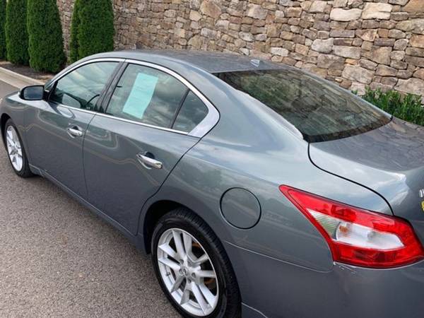 2010 *Nissan* *Maxima* *SV* - cars & trucks - by dealer - vehicle... for sale in Knoxville, TN – photo 5