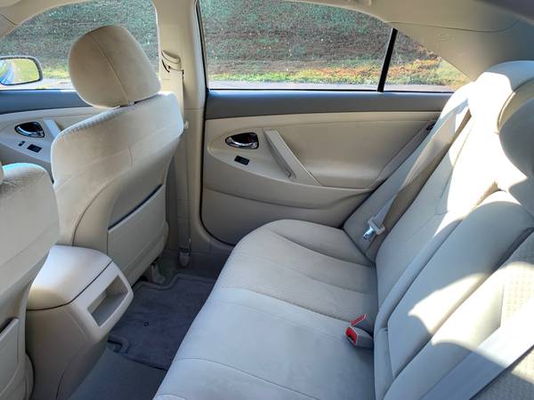 2007 Toyota Camry LE - clean carfax for sale in Philadelphia, PA – photo 7