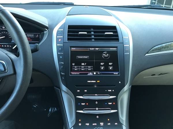 2014 Lincoln MKZ FWD 4D Sedan/Sedan Hybrid - - by for sale in Prescott, AZ – photo 21