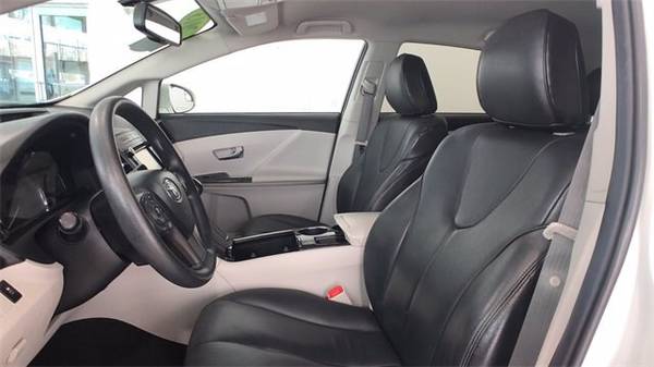 2013 Toyota Venza LE - - by dealer - vehicle for sale in Auburn, MA – photo 12