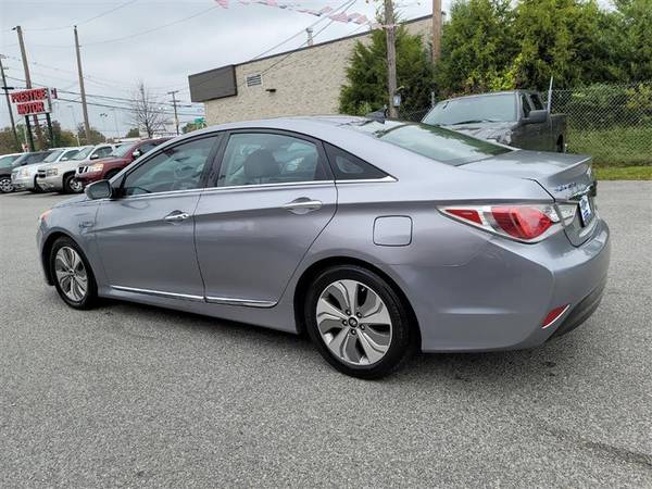 2014 HYUNDAI SONATA HYBRID Limited $995 Down Payment - cars & trucks... for sale in Temple Hills, District Of Columbia – photo 7