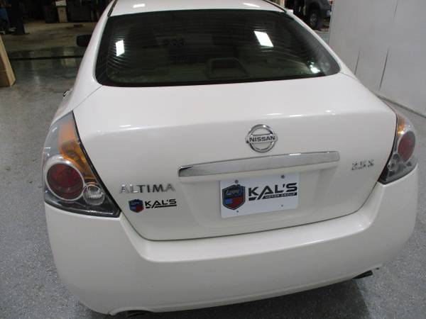 2009 Nissan Altima 4dr Sdn I4 CVT 2 5 S - - by dealer for sale in Wadena, MN – photo 5