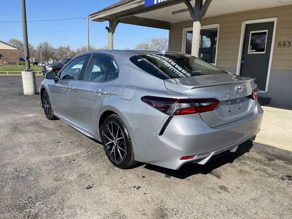 2021 TOYOTA CAMRY SE - - by dealer - vehicle for sale in Shawnee, MO – photo 5