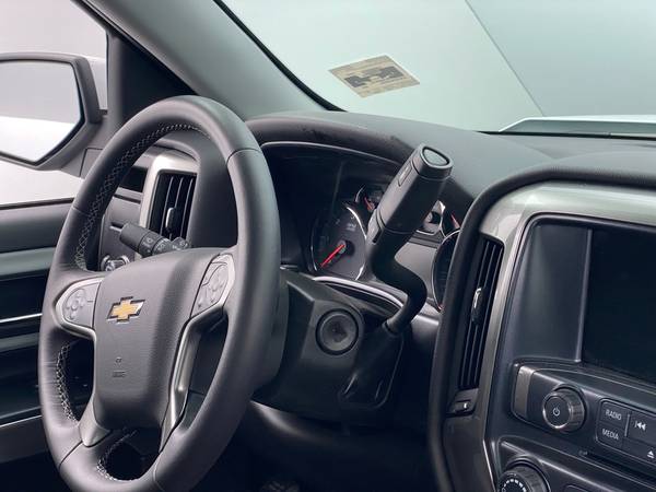 2018 Chevy Chevrolet Silverado 1500 Regular Cab LT Pickup 2D 6 1/2... for sale in Youngstown, OH – photo 19