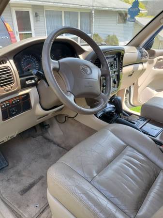2000 Toyota Land Cruiser, Great condition for sale in Allentown, PA – photo 12
