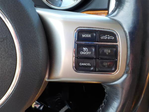 2011 Jeep Grand Cherokee OVERLAND 4X4, ONE OWNER, NAVIGATION, UCONNECT for sale in Virginia Beach, VA – photo 24