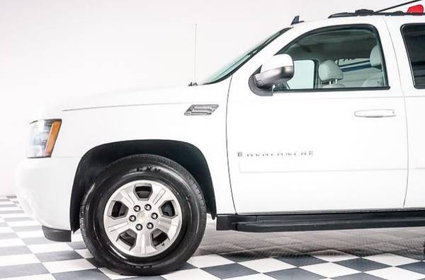 2008 Chevrolet Avalanche CLEAN and COMFY -- PRICED TO SELL!! for sale in Dallas, TX – photo 4