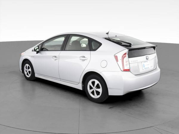 2014 Toyota Prius Two Hatchback 4D hatchback Silver - FINANCE ONLINE... for sale in Chicago, IL – photo 7