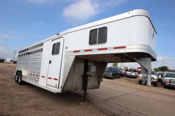 2017 Featherlite Trailers 9651 Horse Trailer - GET APPROVED!! for sale in Evans, CO – photo 4