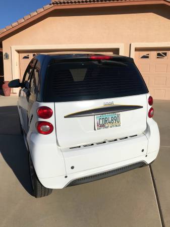 2014 Smart fortwo Hatchback Coupe 2D BoConcept Edition - cars &... for sale in Wickenburg, AZ – photo 4