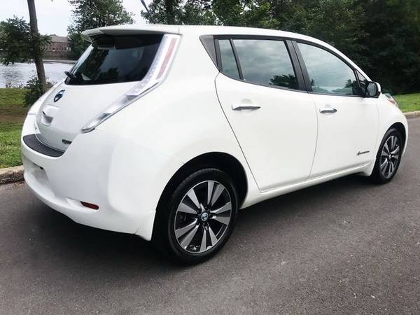 2013 Nissan LEAF - Financing Available! - cars & trucks - by dealer... for sale in Morrisville, NY – photo 3