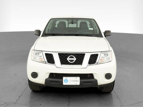 2016 Nissan Frontier Crew Cab SV Pickup 4D 5 ft pickup White -... for sale in Lewisville, TX – photo 17