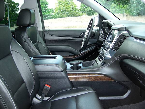 ► 2020 CHEVROLET TAHOE LT - LOADED 8 PASSENGER with REMAINING... for sale in Feeding Hills, MA – photo 21