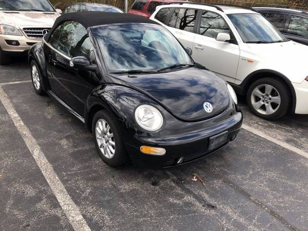 2004 Volkswagen New Beetle Convertible GLS SKU:4M310522 Convertible... for sale in Naperville, IL – photo 8
