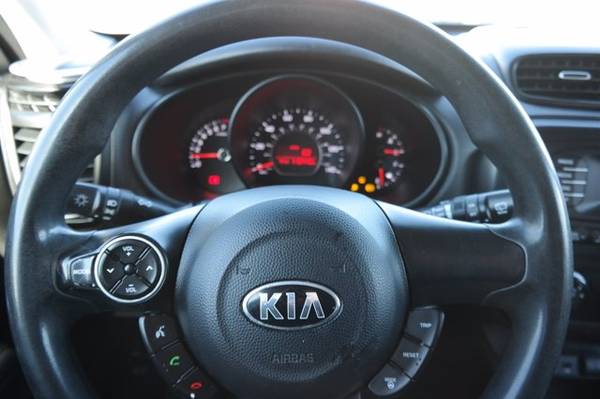 2014 Kia Soul - cars & trucks - by dealer - vehicle automotive sale for sale in Pueblo, CO – photo 9