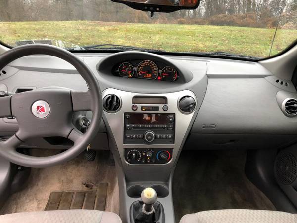 2006 Saturn Ion 93k miles Manuel for sale in Middletown, PA – photo 7