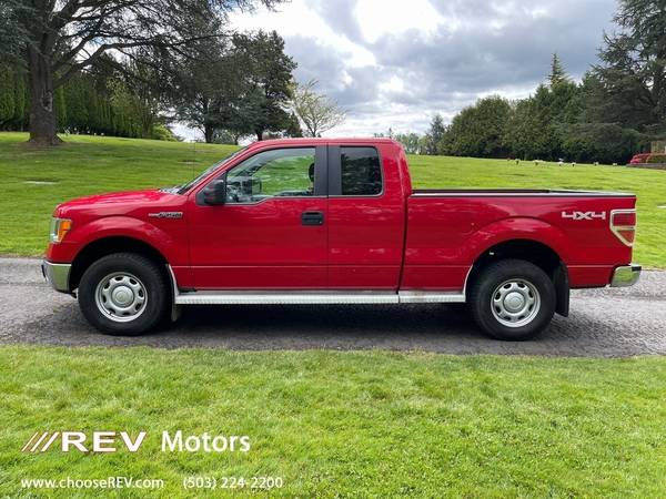 2012 Ford F-150 4WD SuperCab 145 XL - - by dealer for sale in Portland, OR – photo 2