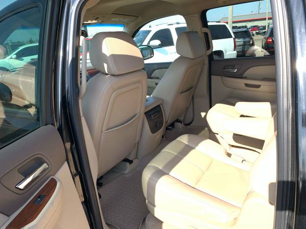 2008 GMC YUKON XL SLT,BUCKET SEATS, ONE OWNER, - cars & trucks - by... for sale in MOORE, OK – photo 8