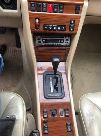 Classic Mercedes-Benz 300E - cars & trucks - by owner - vehicle... for sale in Woodbury, CT – photo 10