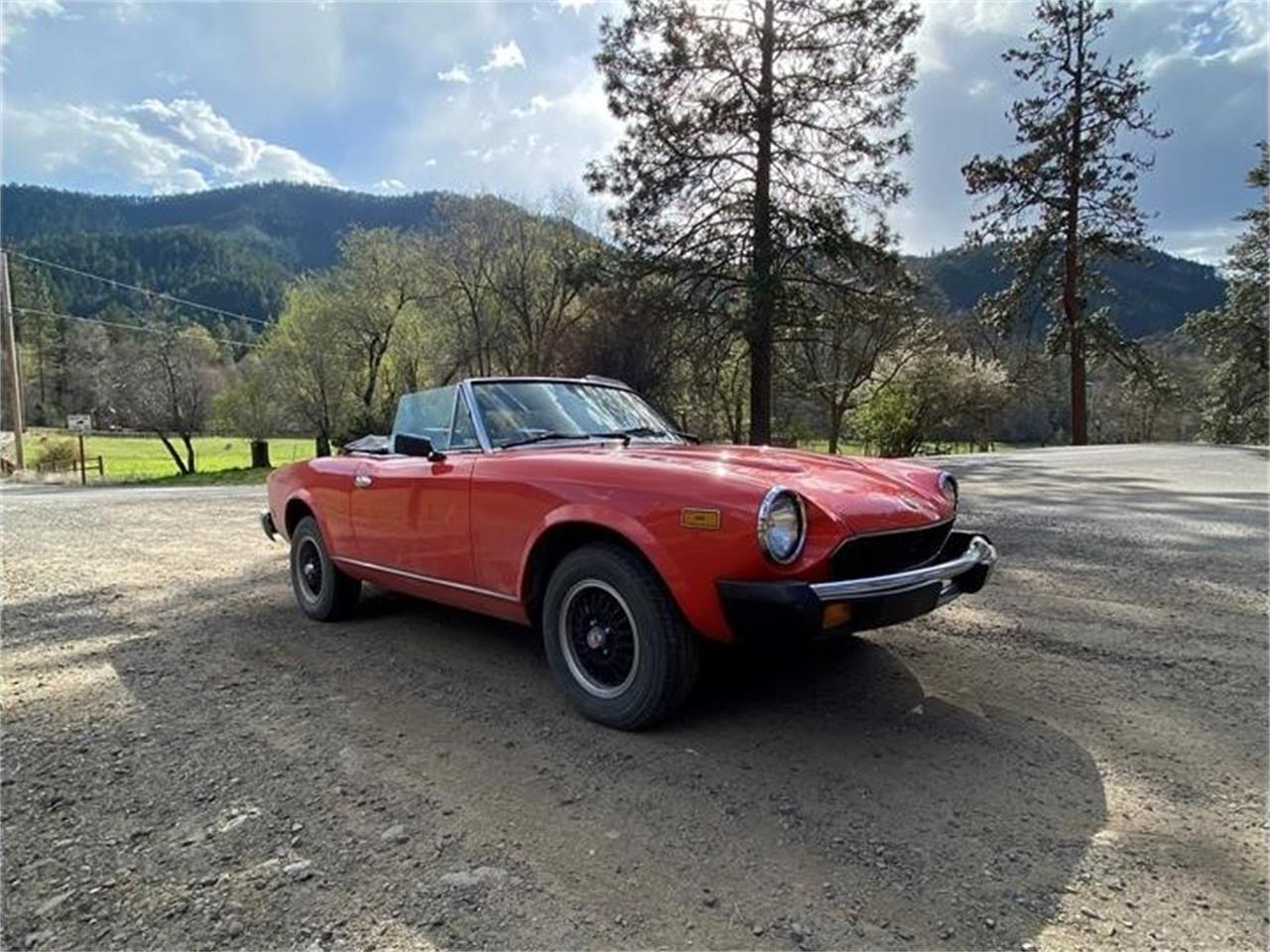 1979 Fiat 124 Spider 2000 for sale in Jacksonville, OR – photo 5