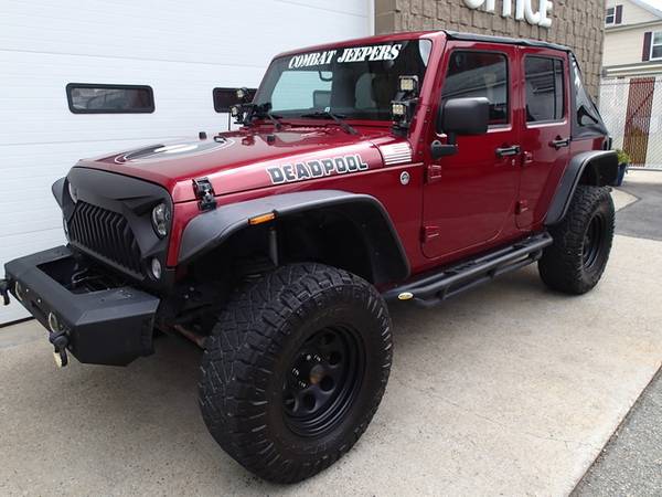 2012 Jeep Wrangler Unlimited 6 cyl, auto, 4 inch lift, SHARP RIG! for sale in Chicopee, NY – photo 16
