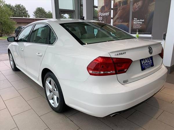 2013 VW PASSAT TDI SE POWER SUNROOF/HEATED LEATHER/2 YR VW WARRANTY for sale in Eau Claire, WI – photo 4