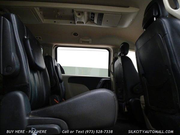 2015 Chrysler Town Country Touring Camera Leather Touring 4dr for sale in Paterson, CT – photo 14