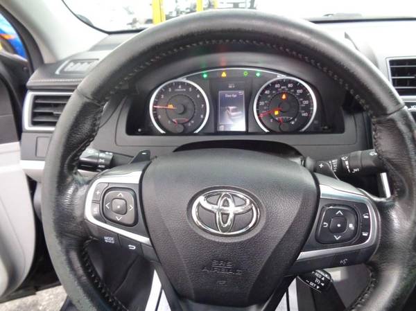 2016 Toyota Camry 4dr Sdn I4 Auto SE (Natl) EVERYONE DRIVES! NO TURN for sale in Elmont, NY – photo 24