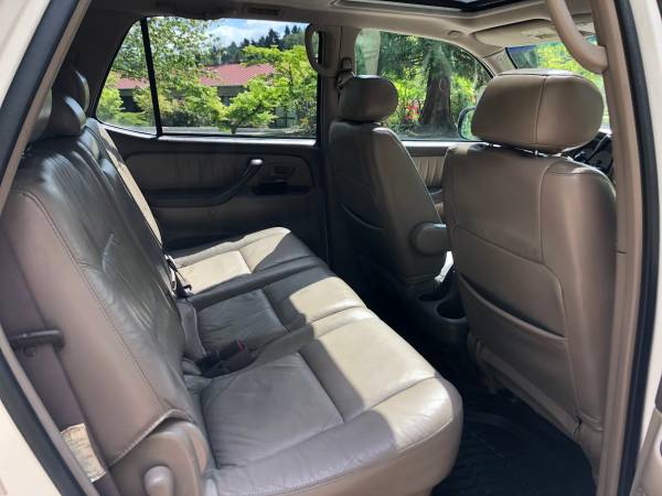 2002 Toyota Sequoia Limited 4WD - Clean title, Third row, Low for sale in Kirkland, WA – photo 15