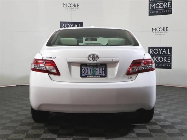 2011 Toyota Camry LE EASY FINANCING!! - cars & trucks - by dealer -... for sale in Hillsboro, OR – photo 8