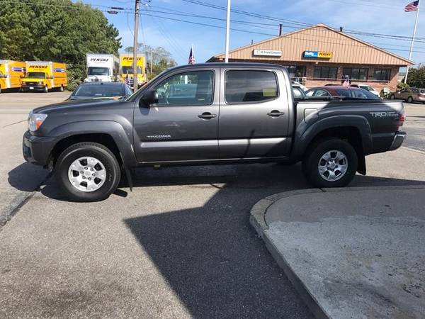 2013 Toyota Tacoma V6 4x4 4dr Double Cab 5.0 ft SB 5A **GUARANTEED... for sale in Hyannis, MA – photo 5
