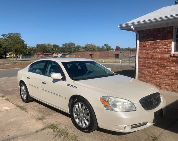 2008 Buick Lucerne CXS for sale in Wichita, KS – photo 2