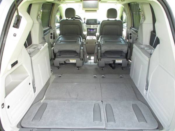 2009 VW Routan SEL Mini Van 40K Low Miles 1-Owner Clean Title DVD Cam for sale in Fort Lauderdale, FL – photo 18