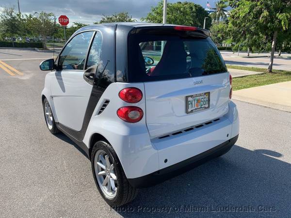 2009 Smart Fortwo Passion Coupe One Owner Low Miles Clean Carfax... for sale in Pompano Beach, FL – photo 17