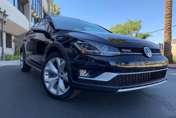 2018 Volkswagen Golf Alltrack SEL - cars & trucks - by owner -... for sale in Scottsdale, AZ – photo 5