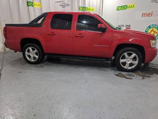 2010 Chevrolet Chevy Avalanche LT 4WD QUICK AND EASY APPROVALS -... for sale in Arlington, TX – photo 4