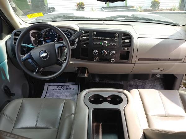 2008 CHEVY 3500 GAS CREW CAB UTILITY BED SUPER CLEAN RUNS PERFECT for sale in Orlando, FL – photo 9