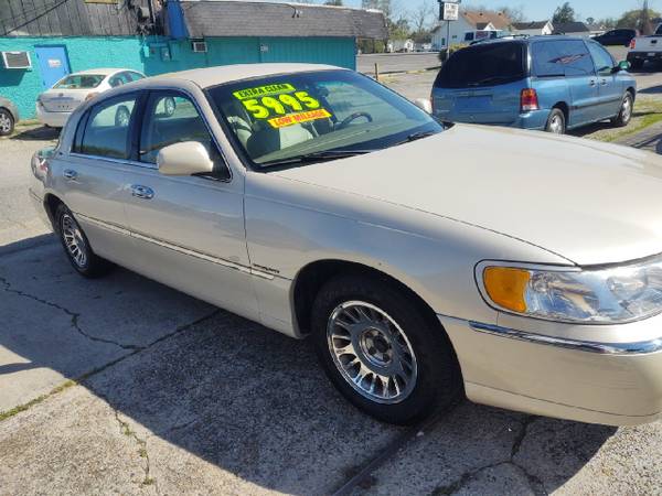 2000 Lincoln Town Car 4dr Sdn Cartier - - by dealer for sale in New Orleans, LA – photo 6