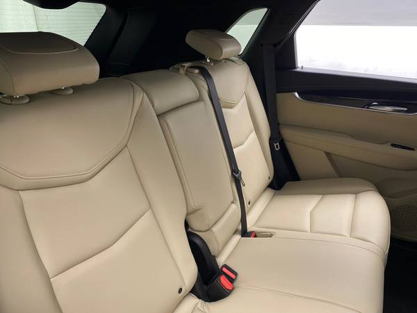 2018 Caddy Cadillac XT5 Sport Utility 4D suv Black - FINANCE ONLINE... for sale in San Bruno, CA – photo 19
