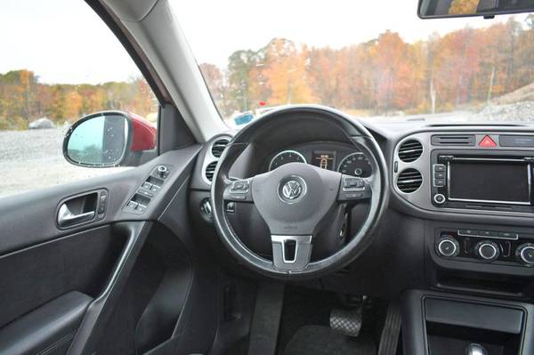 2011 *Volkswagen* *Tiguan* *SE* 4Motion - cars & trucks - by dealer... for sale in Naugatuck, CT – photo 16