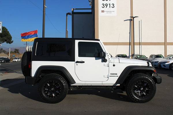 2017 Jeep Wrangler Sport 4x4 **$0-$500 DOWN. *BAD CREDIT NO LICENSE... for sale in North Hollywood, CA – photo 4