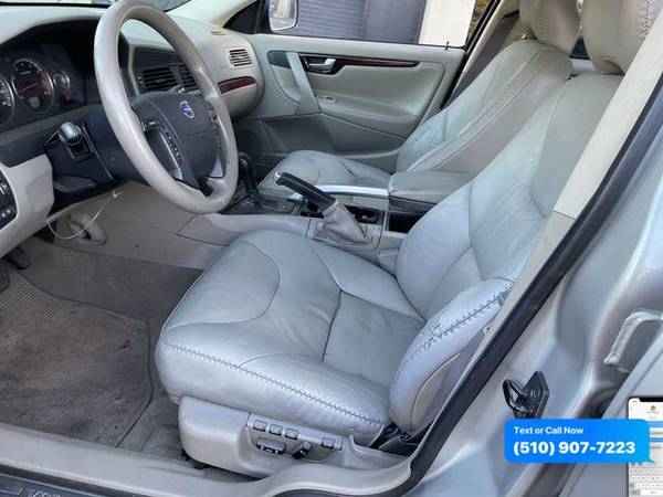 2004 Volvo XC70 2.5T Wagon 4D - cars & trucks - by dealer - vehicle... for sale in Newark, CA – photo 20