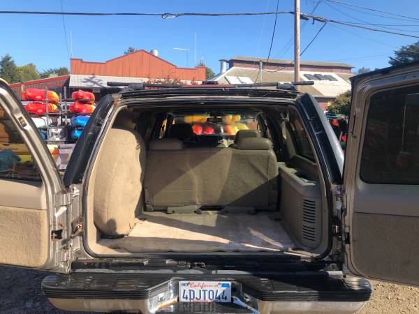 99 Suburban 1500 4x4 w/ racks & tow package - cars & trucks - by... for sale in Olema, CA – photo 4