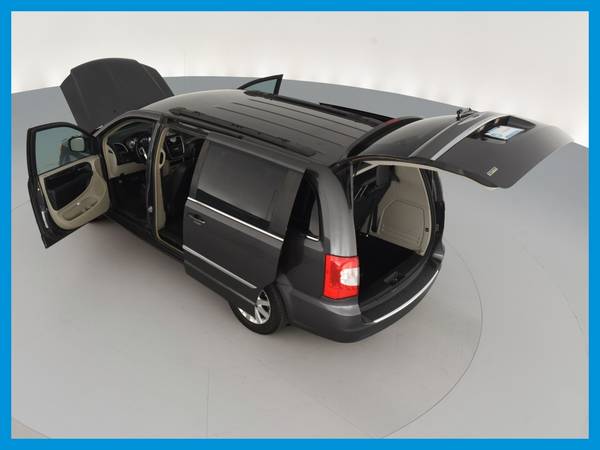 2016 Chrysler Town and Country Touring Minivan 4D van Black for sale in Other, OR – photo 17