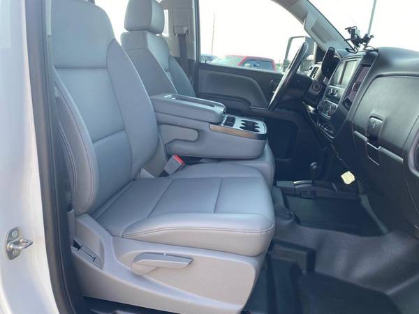 2018 Chevrolet Chevy Silverado CarFax-1 Owner Long Box 6 0L V8 for sale in Bozeman, MT – photo 16